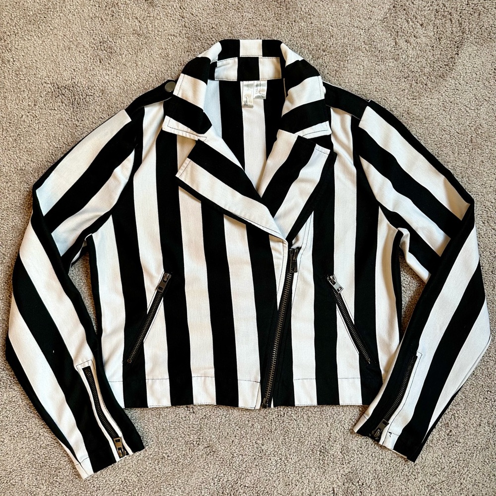 Black & White Striped Moto Style Jacket Beetlejuice 🖤🤍